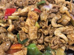 -标记美食新鲜猪杂(兴南大道店)