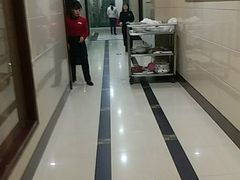 -一家人(南京路店)