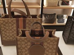 -COACH蔻驰(赛特奥特莱斯店)