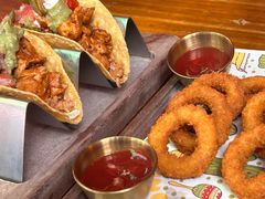 -Famous肥猫墨西哥音乐餐吧(五棵松华熙LIVE店)