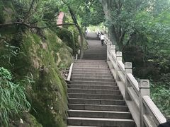 -灵岩山风景区
