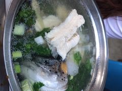 虹鳟鱼汤-可心烤鱼