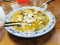 -宏利土菜馆(马山店)