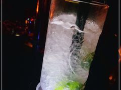 -贰楼酒吧