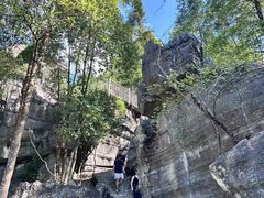 -梭布垭石林景区