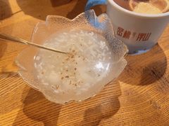 -蜜桃餐厅·伴山(湖滨商业街店)