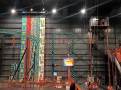 -极限PLAY运动娱乐新世界·团建派对潮玩休闲馆·室内蹦极高空游乐园
