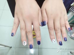 -倾城妃姿美疗中心