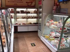 面包甜点陈列柜-味多美蛋糕(亚非大厦店)