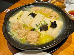 -莲餐厅·湖北菜·潜江小龙虾店(愚园路店)