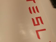 -TESLA 特斯拉(上海太古汇体验店)