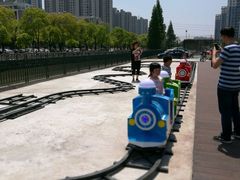 -蒙特利亲子乐园