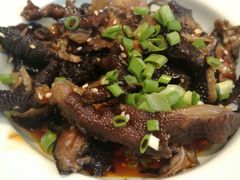 酸辣乌鸡爪-渝信川菜(工体店)