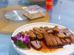 -鲤鱼塘农家山庄