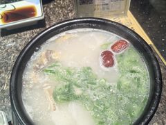 牛尾汤-正苑26年海鲜烤肉•牛尾汤汤饭(东港店)