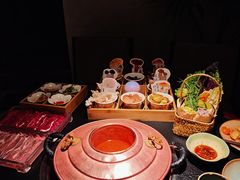 -菌自由丨野生菌火锅特色庭院餐厅(丽江古城店)