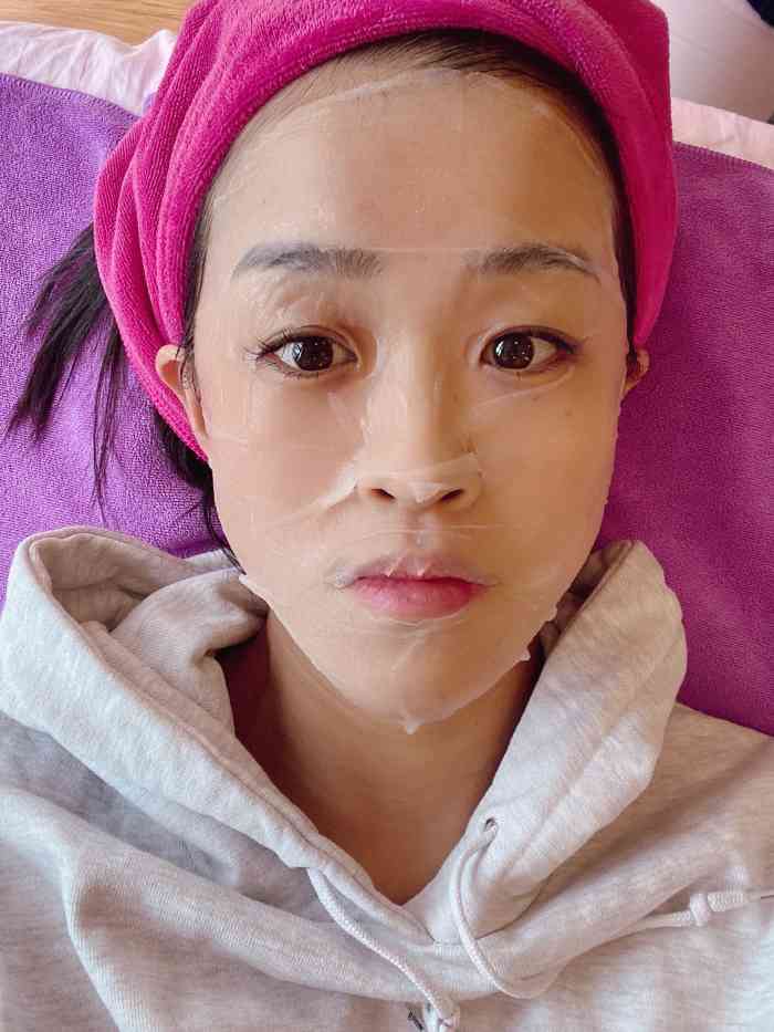 诺依美整形-"【项目】小气泡美肤最近小气泡清洁真是火.