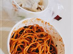 -球场热干面老店