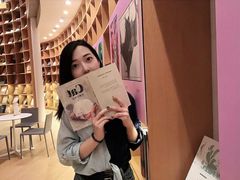 -新华文创·光的空间