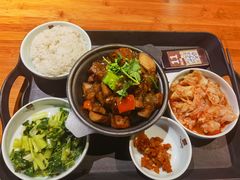 黑胡椒牛排饭-阿姨食堂