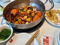 -七欣天香辣蟹火锅(闵行浦江欢乐颂店)