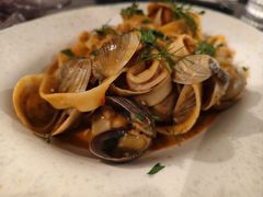 -LESCEDARS Brasserie Bistro香柏树