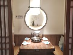 包厢-明洞阿姨·韩式酱蟹烤肉·创意料理(三元桥店)