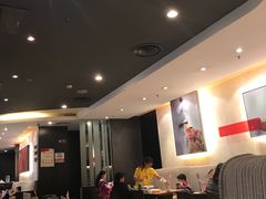大堂-必胜客(百联又一城店)
