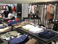 -ZARA(凯德乐峰广场店)
