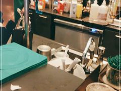 -星巴克臻选(舟山凯虹广场店)