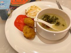 -白金汉爵大酒店-24小时餐厅