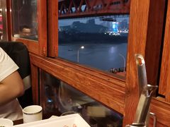 -小天鹅火锅·一线江景洪鼎旗舰店(洪崖洞店)