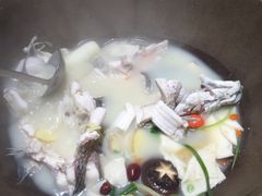 -咕嘟草帽鱼·牛奶一样的鲜鱼汤(包河万达广场创始店)