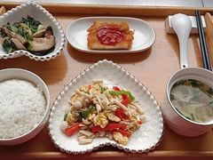 -慧享福居家康护中心护工(甘泉路店)