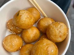 糖油粑粑-黑色经典臭豆腐·长沙鲜食商店(坡子街店)