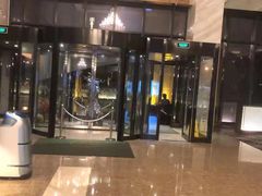 -上海虹桥西郊假日酒店