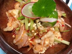 柠檬酸辣无骨凤爪-帕蓝·暹罗料理(曲阳店)