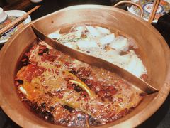 -沸炉重庆老火锅(军事博物馆店)