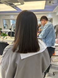 -镁连社·美联社