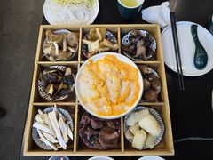 -野菌皇海景野生菌火锅(滨海大道店)