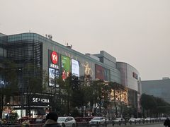 -成都银泰城