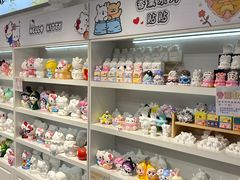 -郑在DIY·潮玩银饰绘画手作(中央大道旗舰店)