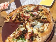 藤椒风味鸡肉比萨-棒约翰比萨·意面(张江店)