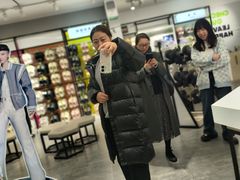 -王府井百货(中州中路店)