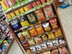 -全家便利店(宜山路站店)