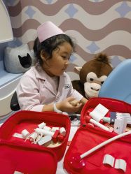 -奈尔宝家庭中心·亲子餐厅(北京东坝万达店)