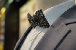 -亨生西服(陕西北路店)