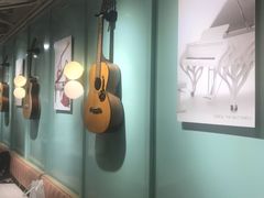 -柏斯音乐艺术中心·钢琴·吉他(上音店)