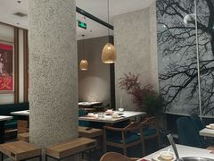 -三人行骨头王火锅(长寿店)