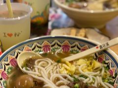 -鑫花溪牛肉米粉(天山店)